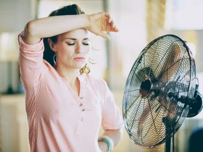 Жара: 4 ошибки охлаждения и рабочие лайфхаки от фельдшера