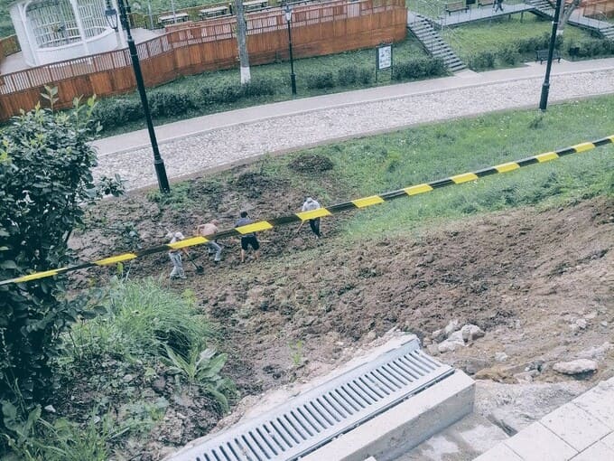 Отремонтированный Верейский вал рухнул после ливней: кто виноват?