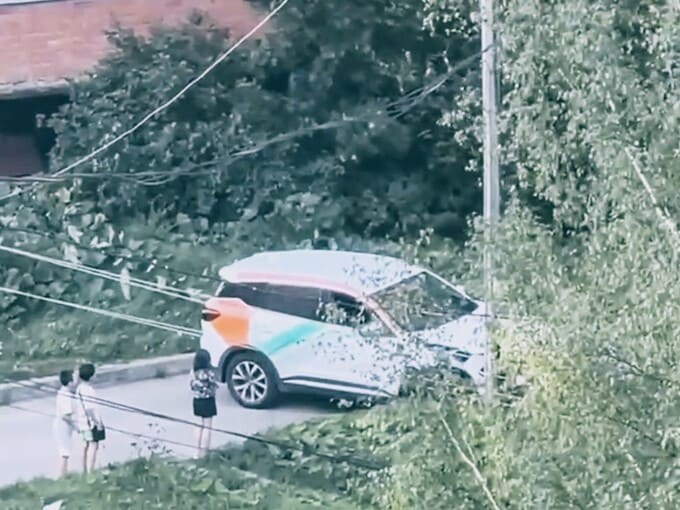 ДТП каршеринга в Апрелевке: выезд заблокирован, водители в ловушке