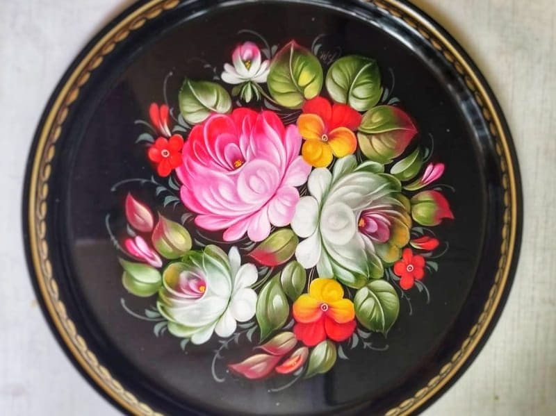 Позор или традиция: Внучка ветерана возмутилась официальным подарком