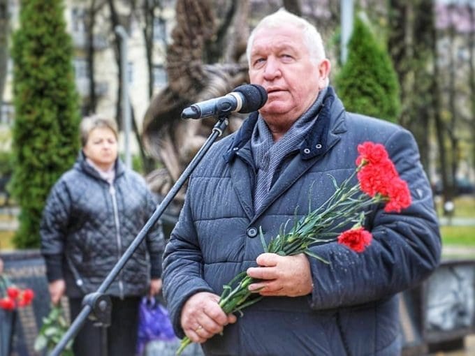 Геннадий Пензов Обновление мемориала «Черный тюльпан» в Наро-Фоминске. Фото: Роман Шамнэ / ВКонтакте