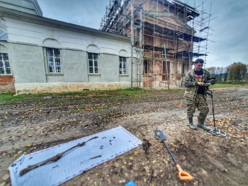 История, которую хранила земля: что нашли под церковью в Крюково