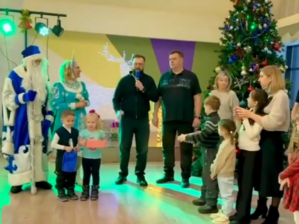 Новогодние подарки детям участников СВО в Наро-Фоминске