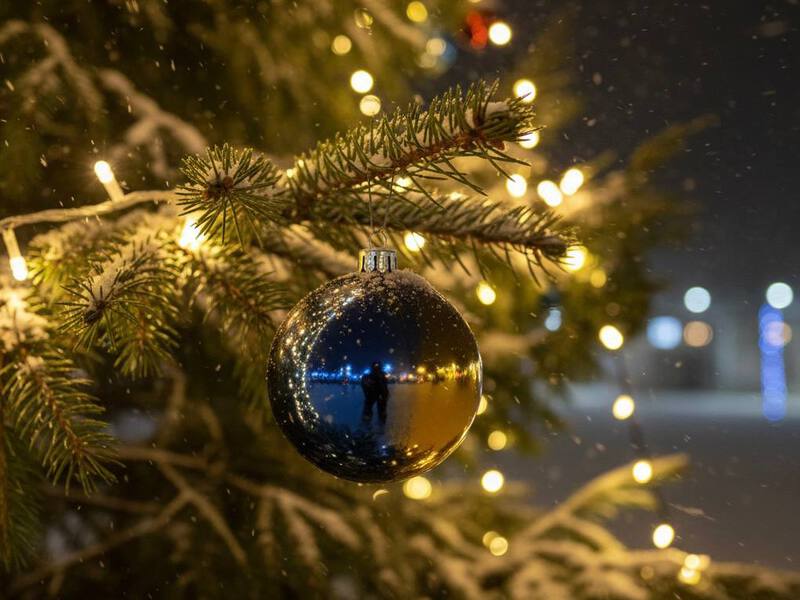 В Верее зажгут огни на главной новогодней ёлке 5 декабря