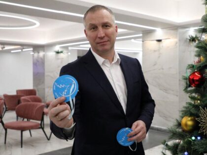 Роман Шамнэ открыл акцию «Ёлка желаний» в Наро-Фоминске