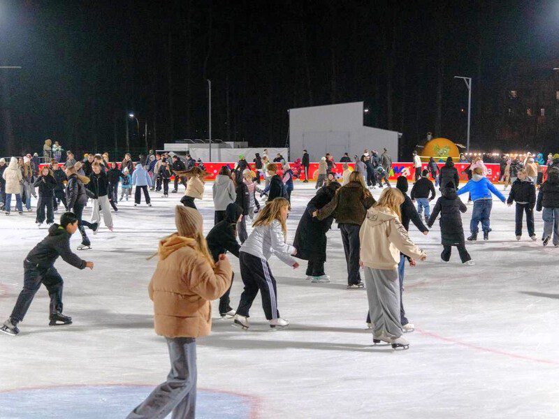 Каток в парке Воровского Наро-Фоминск: расписание 2025